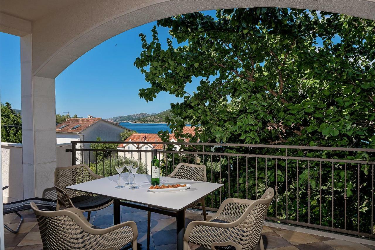 Arka Trogir Apartments - Seget Vranjica Exterior foto